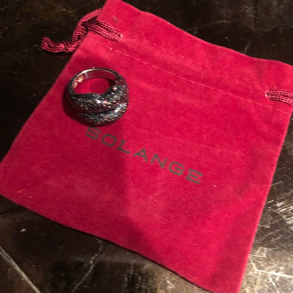 Solange Azagury Partridge Hotlips Amazon C… - Picture 2 of 8